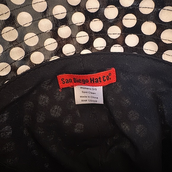 Polka Dot Bucket Rain Hat - Picture 3 of 3